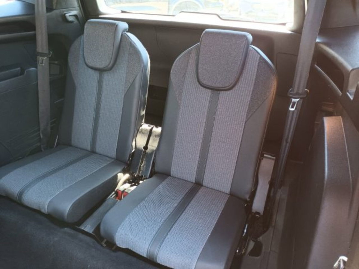 Peugeot 5008 1.5 bluehdi Allure Pack s&s 130cv eat8 (9)