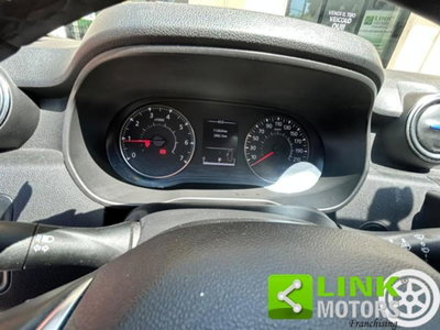 Dacia Duster 1.5 Blue dCi 8V 115 CV 4x4 15th Anniversary (15)