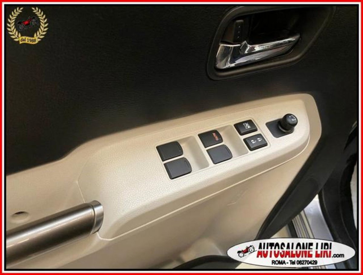 Suzuki Ignis 1.2 Dualjet iTop AGS (18)