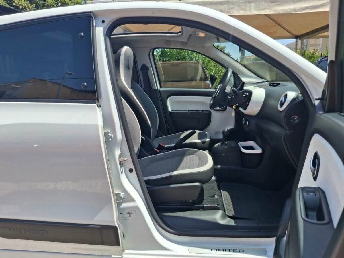 Renault Twingo SCe Stop&Start Lovely (16)