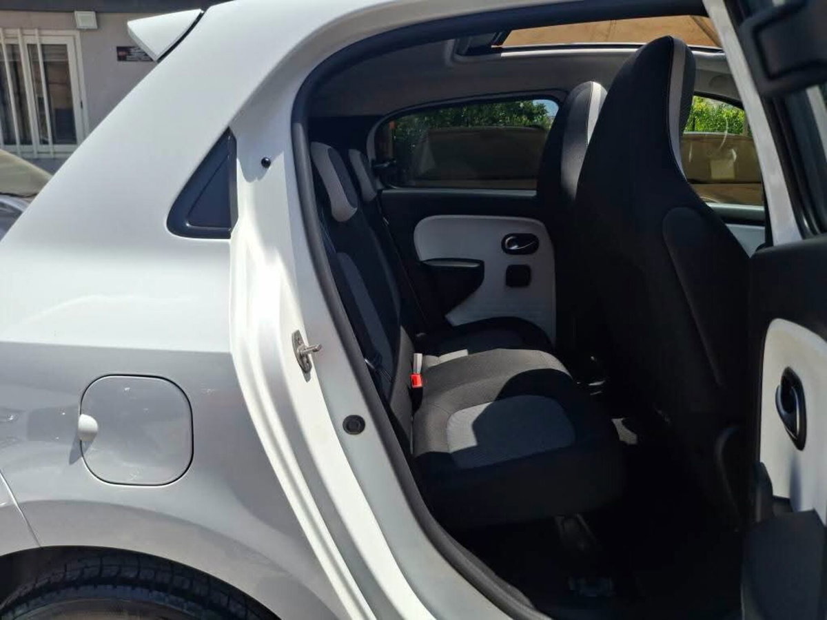 Renault Twingo SCe Stop&Start Lovely (18)
