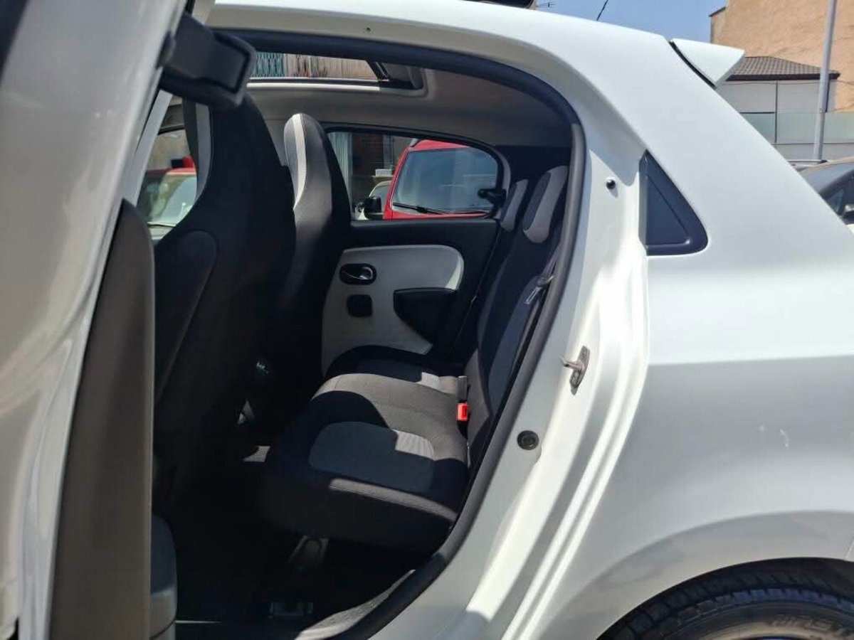 Renault Twingo SCe Stop&Start Lovely (19)