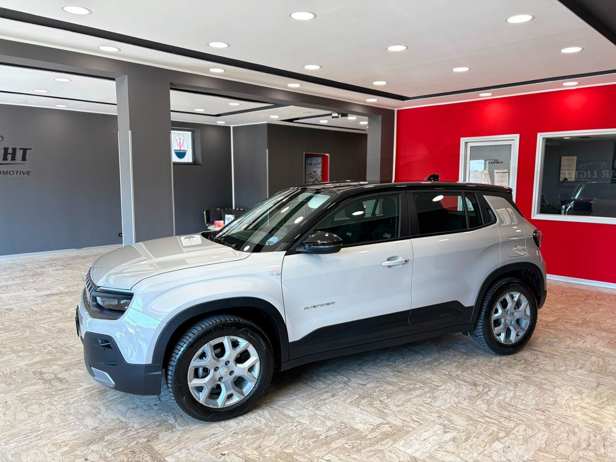 Jeep Avenger 1.2 turbo Summit fwd 100cv (6)