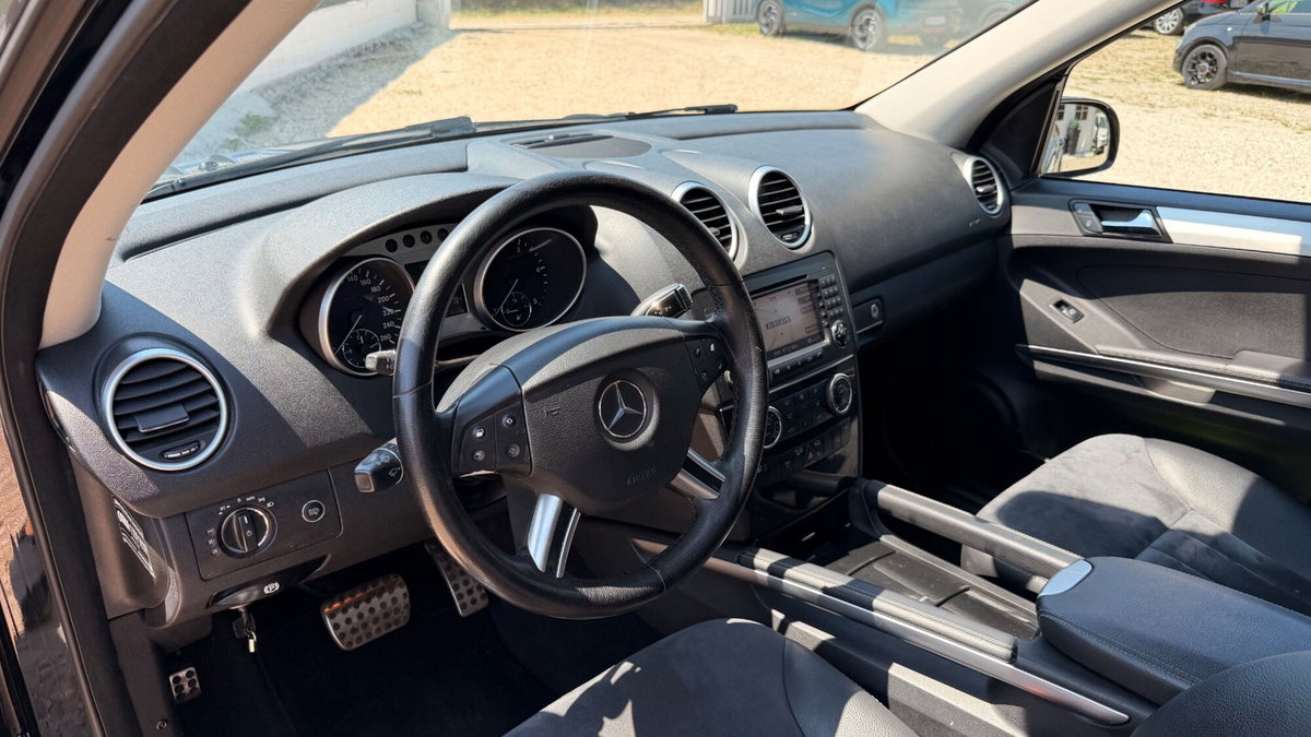 Mercedes-Benz Classe ML 320 CDI Chrome (16)