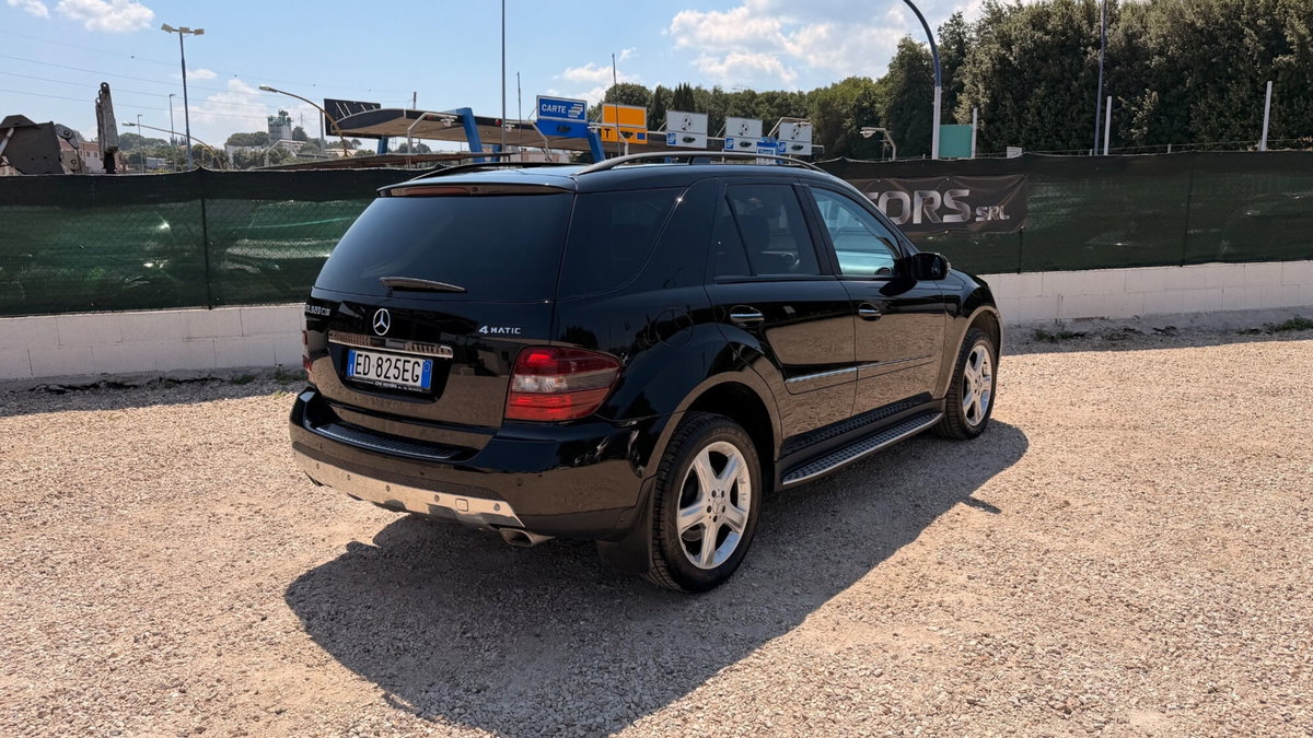 Mercedes-Benz Classe ML 320 CDI Chrome (4)