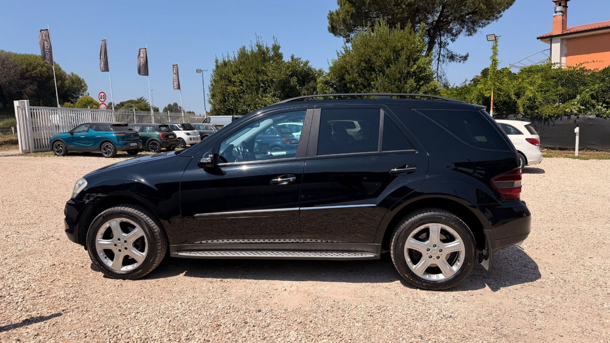 Mercedes-Benz Classe ML 320 CDI Chrome (7)