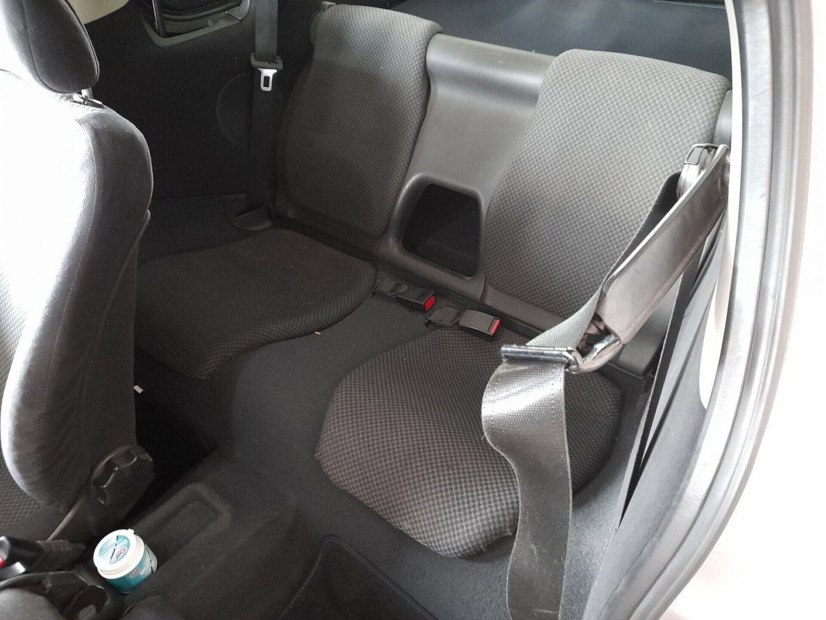 Opel Tigra 16V cat (7)