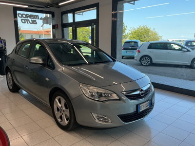 Opel Astra 1.7 CDTI 110CV 5 porte Cosmo usata