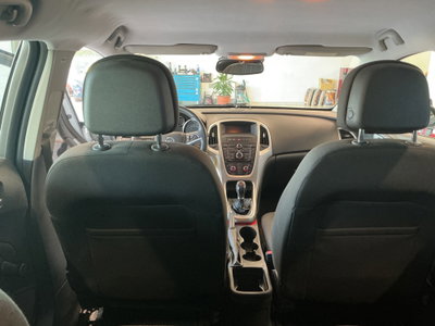 Opel Astra 1.7 CDTI 110CV 5 porte Cosmo (13)