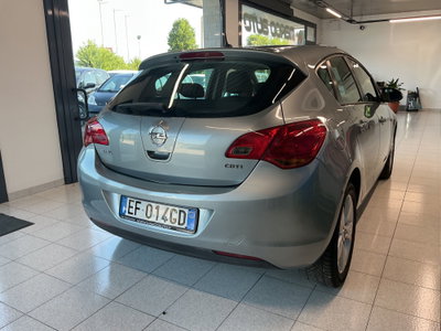 Opel Astra 1.7 CDTI 110CV 5 porte Cosmo (5)
