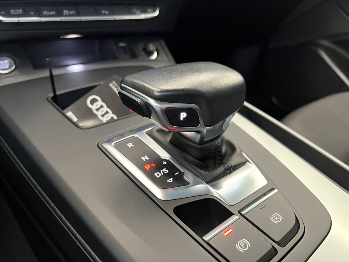 Audi Q5 40 TDI 204 CV quattro S tronic Business (14)