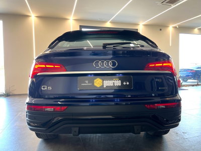 Audi Q5 40 TDI 204 CV quattro S tronic Business (4)