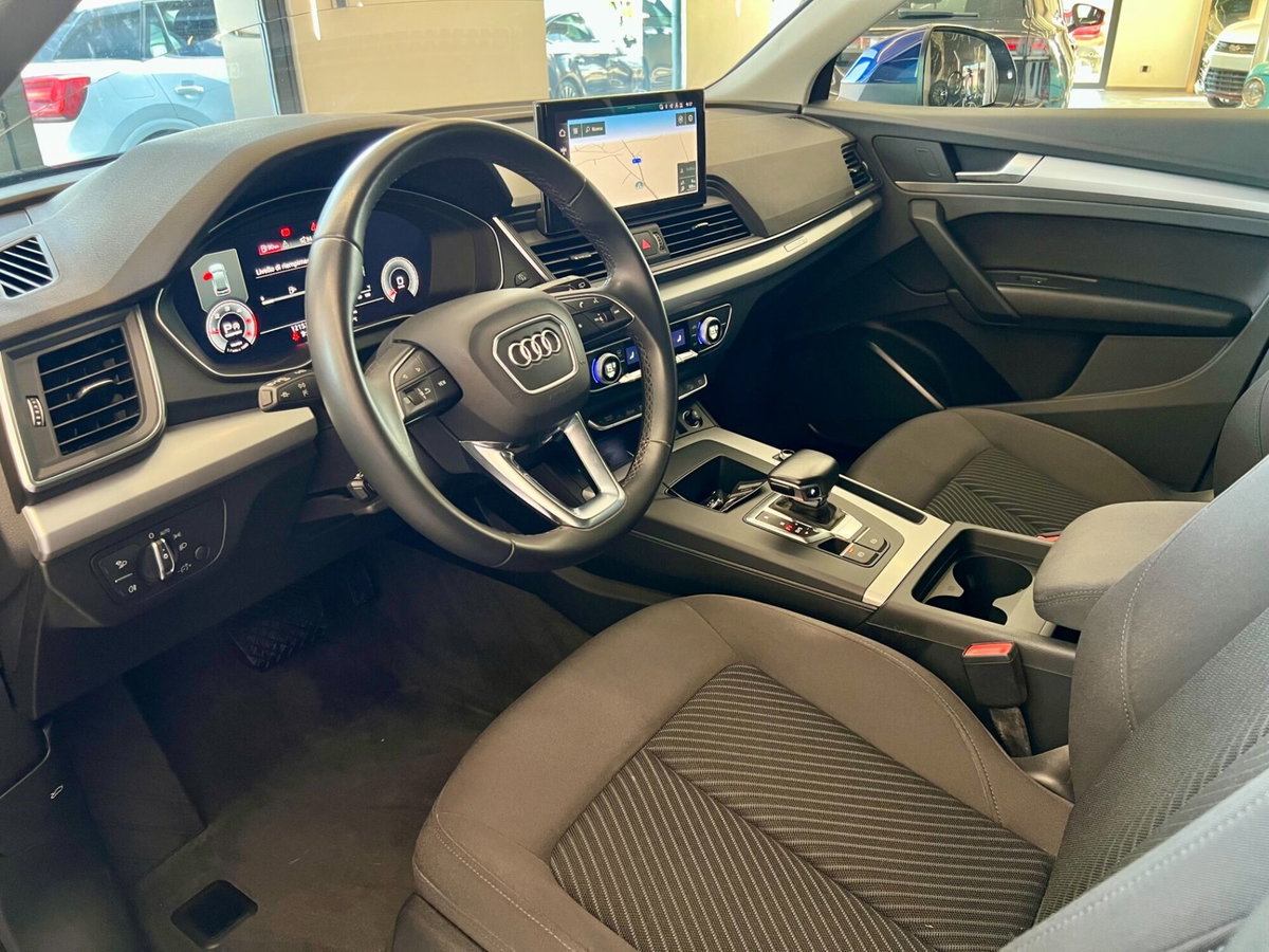 Audi Q5 40 TDI 204 CV quattro S tronic Business (9)