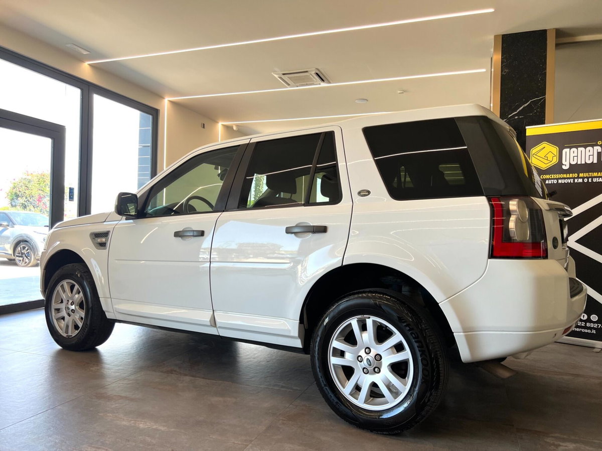 Land Rover Freelander 2.2 SD4 S.W. HSE (5)