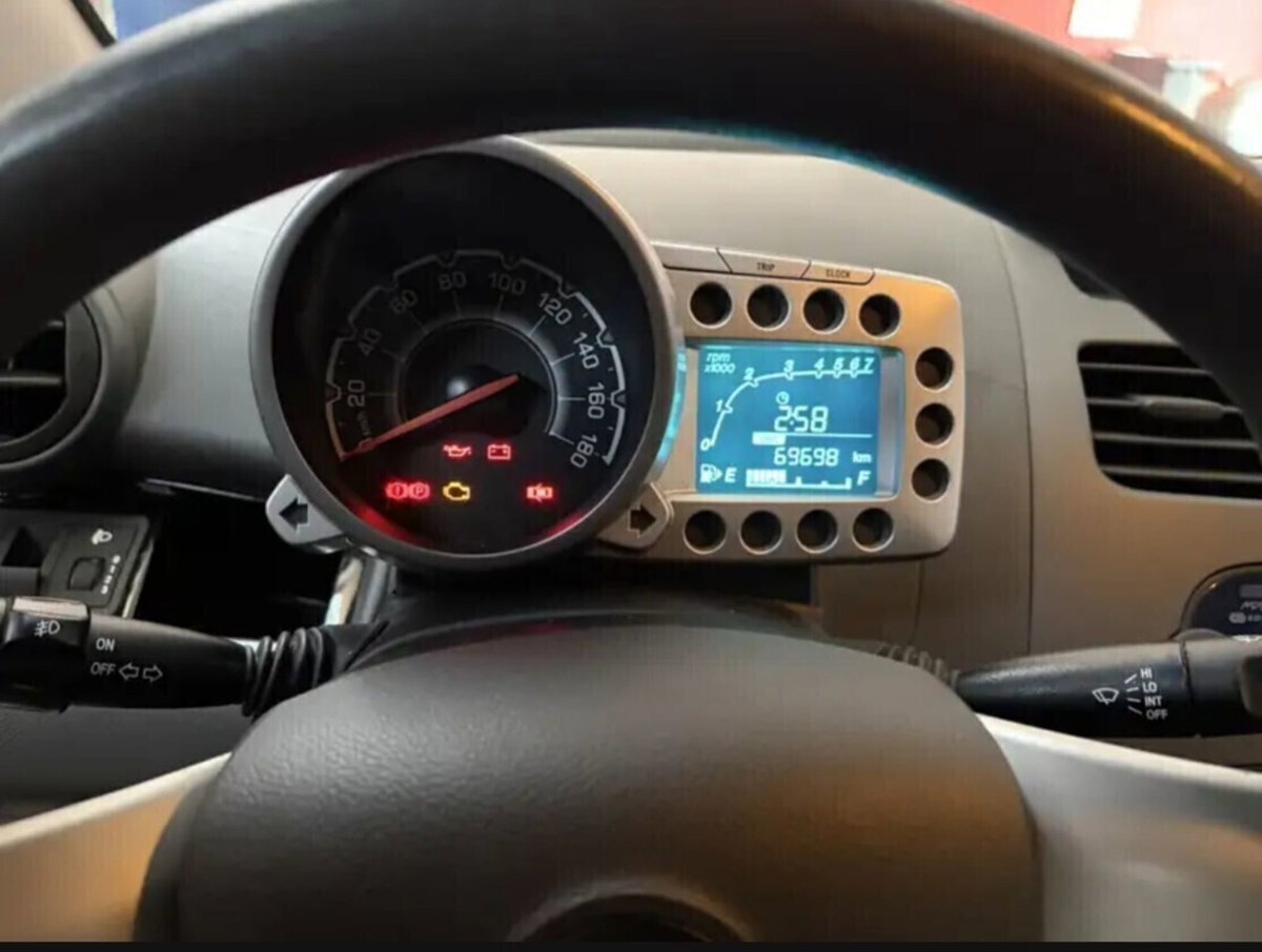 Chevrolet Spark 1.0 LS (11)