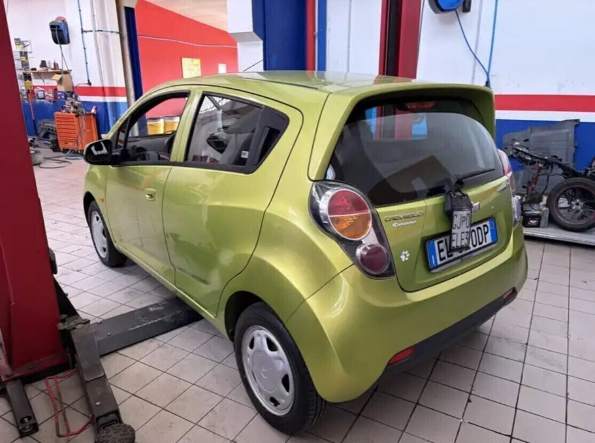 Chevrolet Spark 1.0 LS (8)