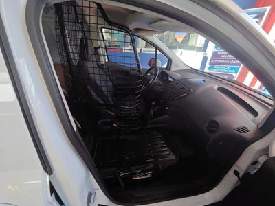 Ford Transit Courier 1.5 TDCi 95CV  Entry (12)