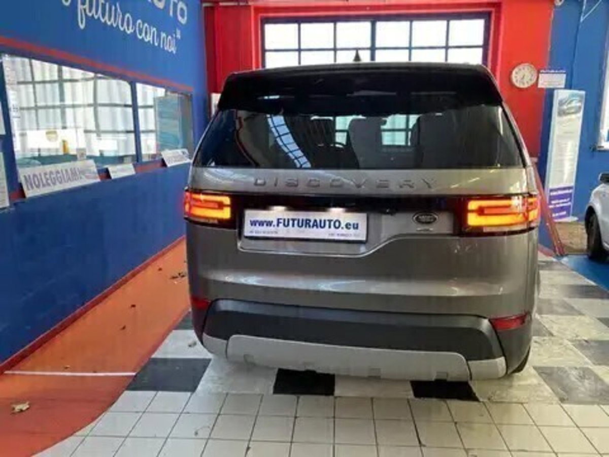 Land Rover Discovery 2.0 SD4 240 CV HSE Luxury (7)