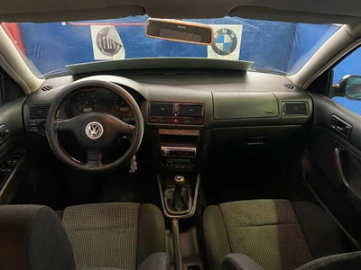 Volkswagen Golf 1.8 turbo 20V cat 3p. GTI (19)