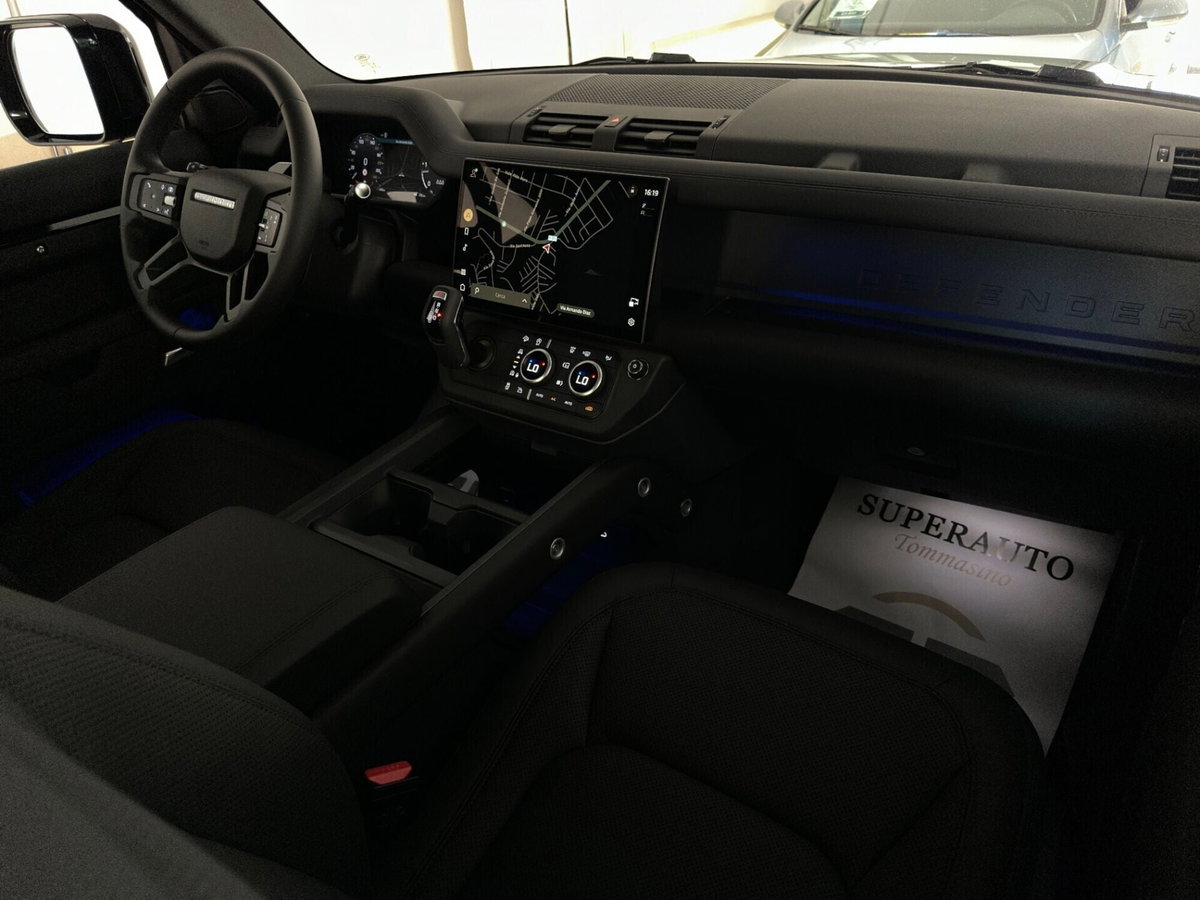 Land Rover Defender 90 3.0d i6 mhev X-Dynamic SE awd 200cv auto (10)