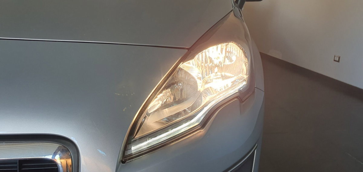 Peugeot 3008 1.6 HDi 115CV Active (17)