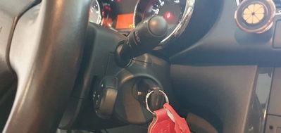 Peugeot 3008 1.6 HDi 115CV Active (9)