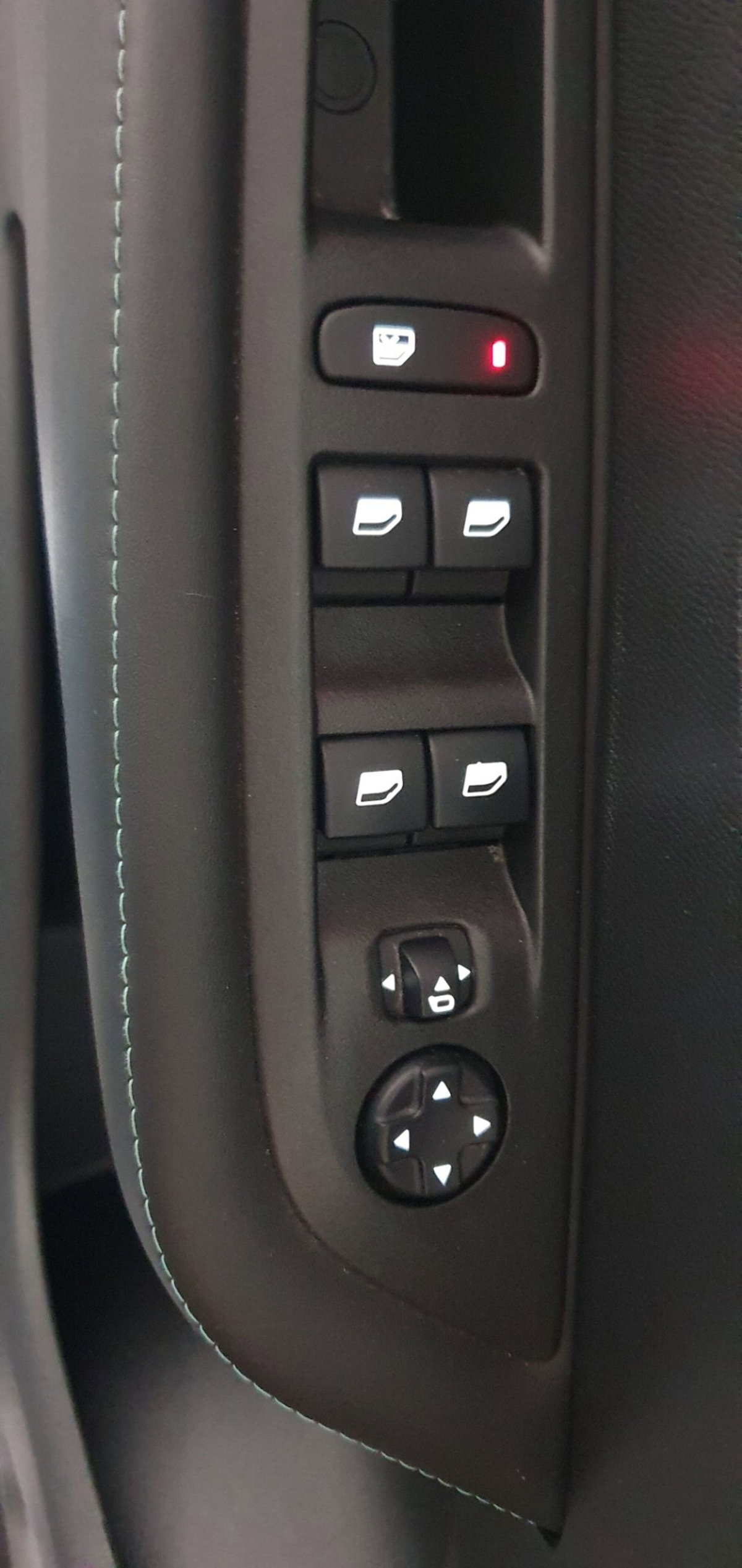Peugeot 208 BlueHDi 100 Stop&Start 5 porte Allure Pack (16)