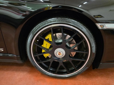 Porsche 911 Coupé Carrera 4 GTS (14)