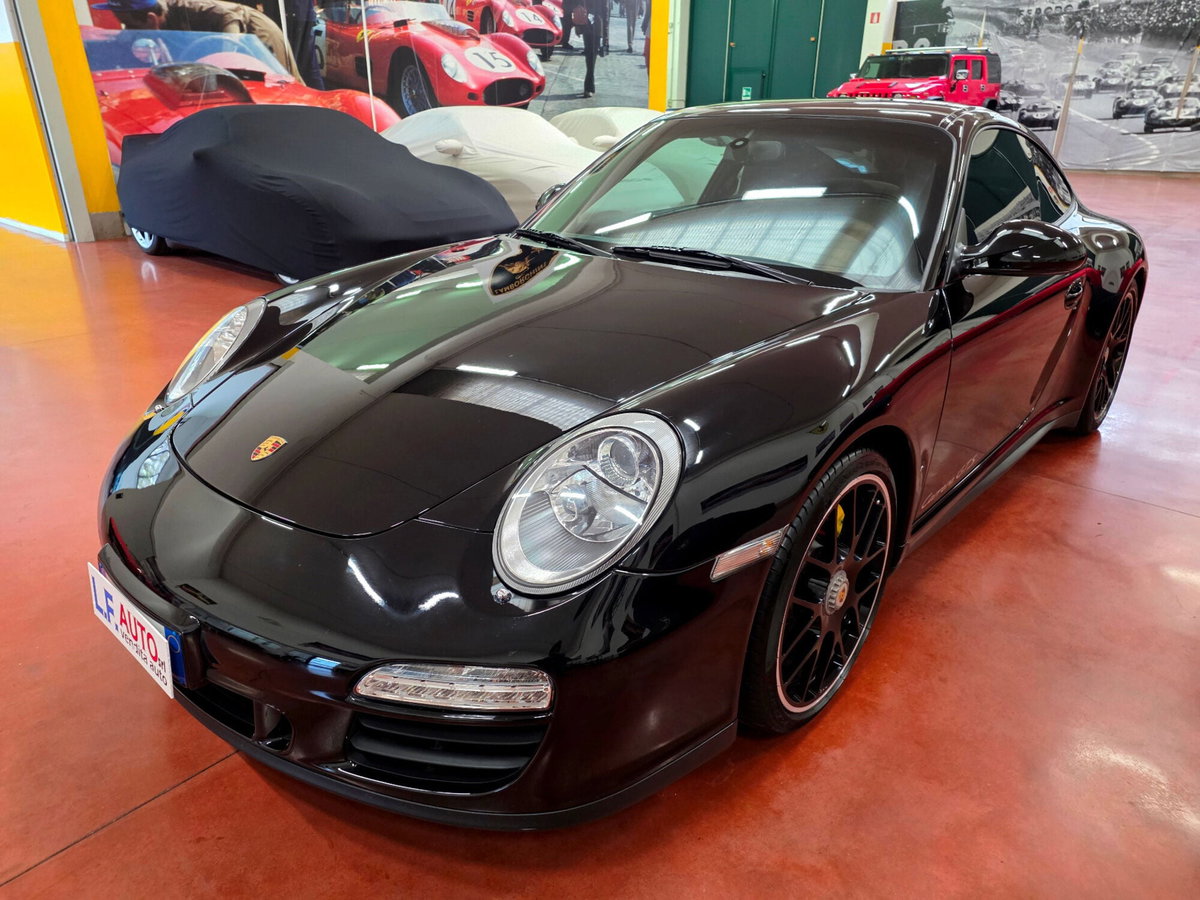 Porsche 911 Coupé Carrera 4 GTS (3)