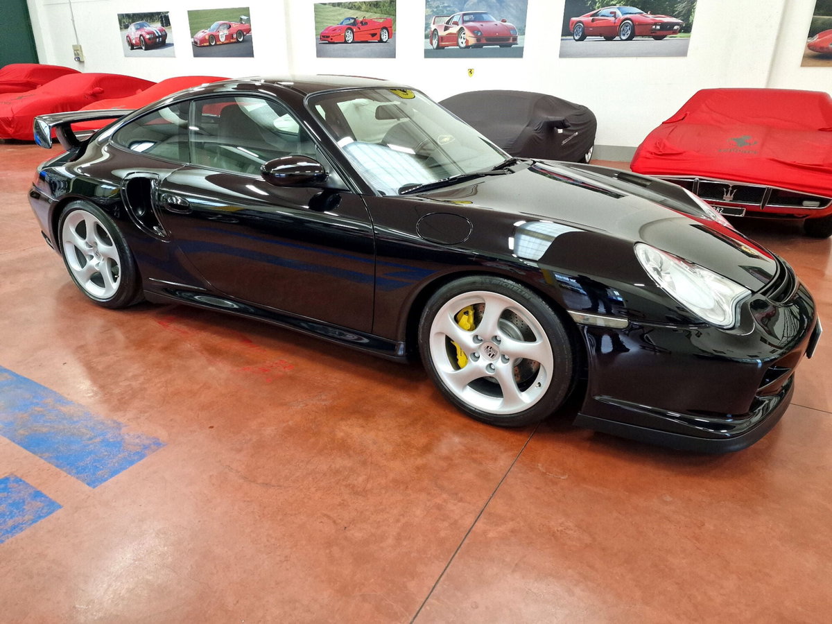 Porsche 911 Coupé GT2 cat