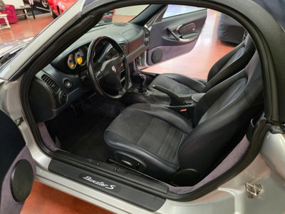Porsche Boxster 3.2i 24V cat S (12)