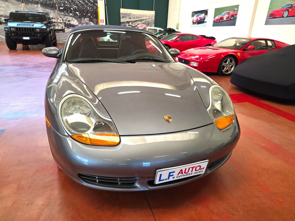 Porsche Boxster 3.2i 24V cat S (2)