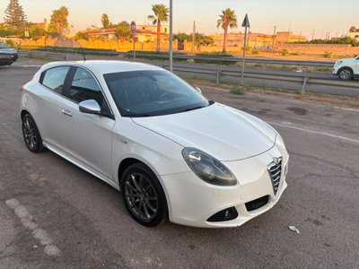 Alfa Romeo Giulietta 2.0 JTDm-2 Distinctive 140cv (3)