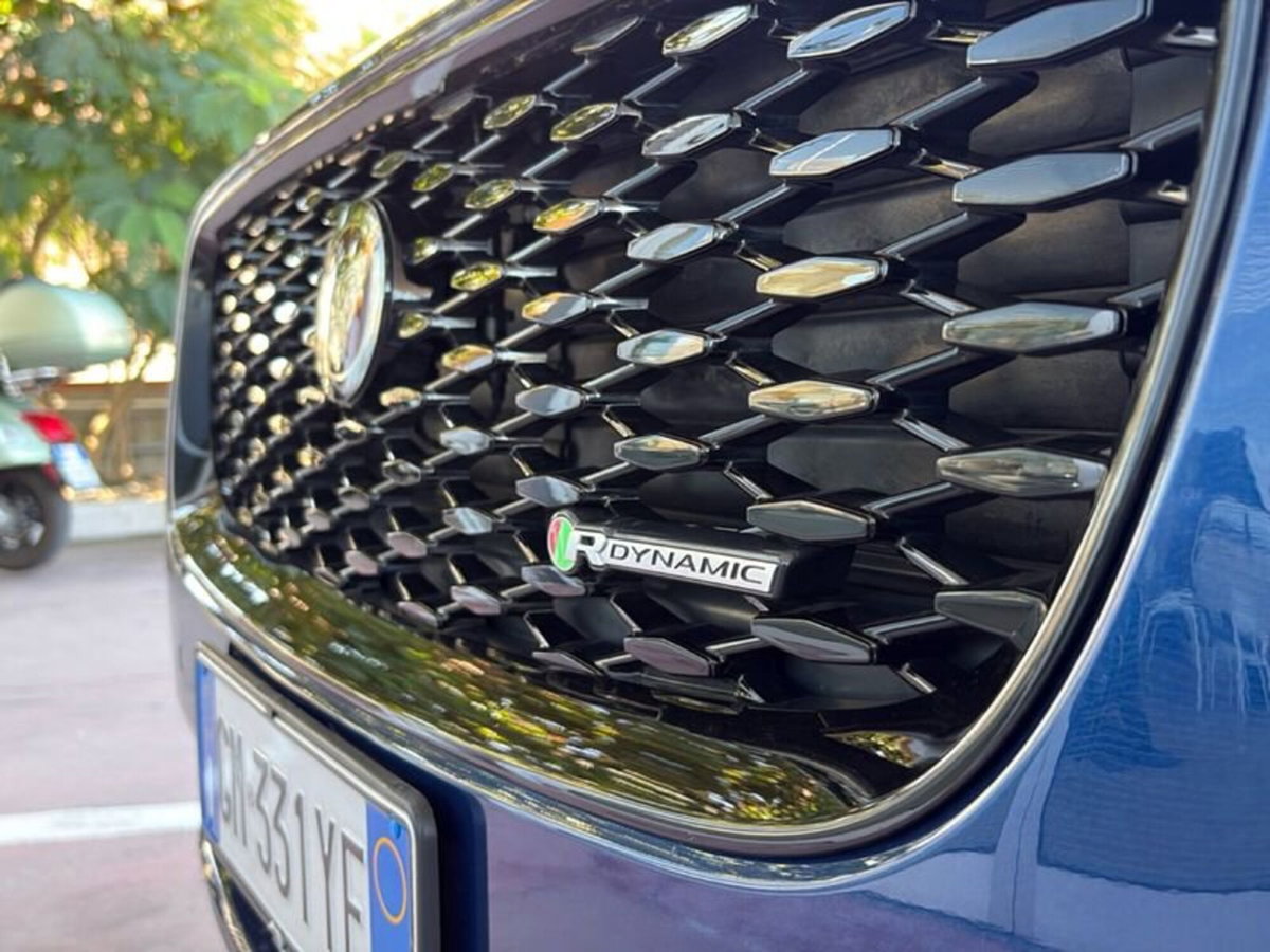 Jaguar E-Pace 2.0 I4 200 CV AWD Auto R-Dynamic HSE (17)