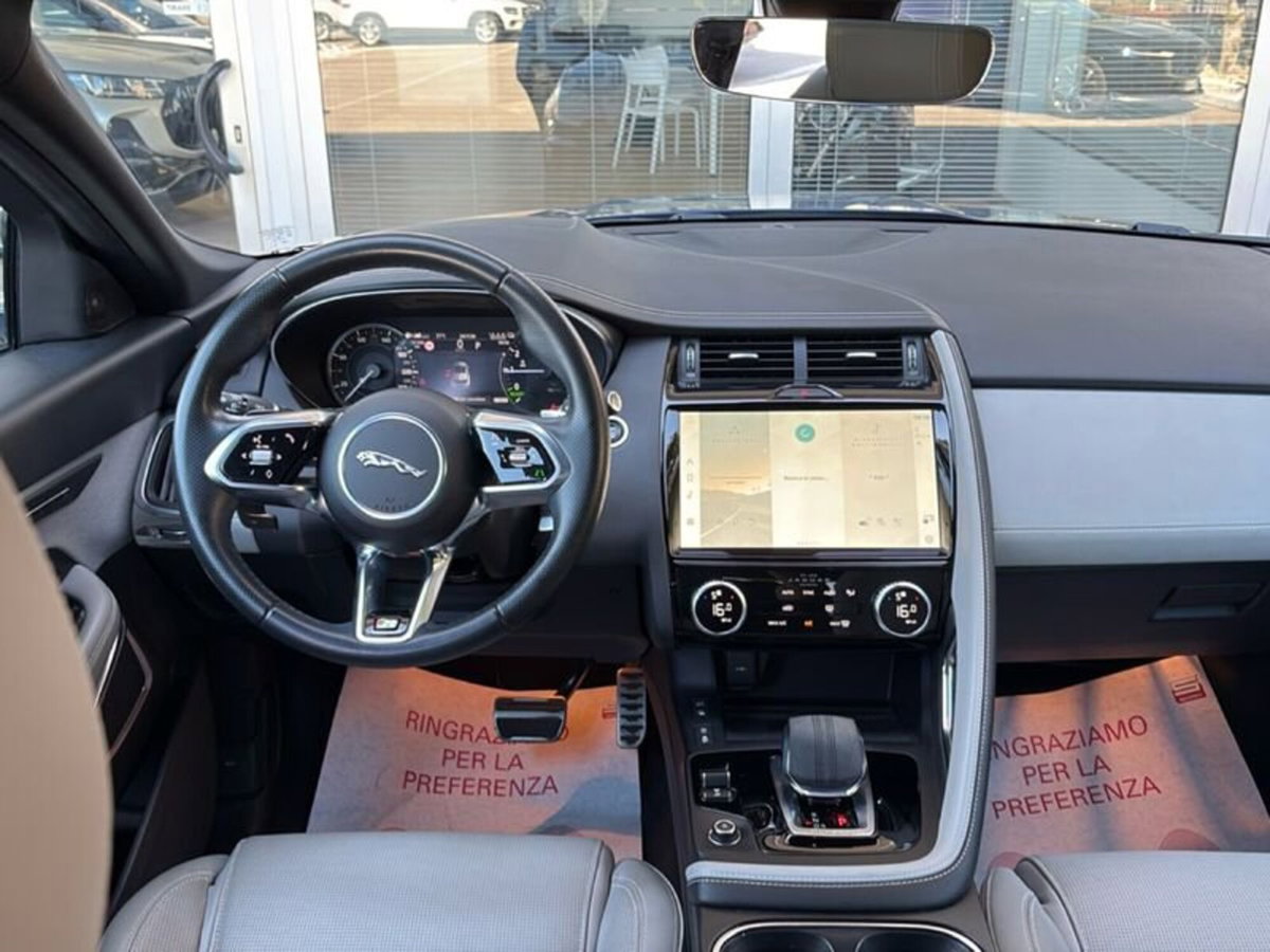 Jaguar E-Pace 2.0 I4 200 CV AWD Auto R-Dynamic HSE (20)