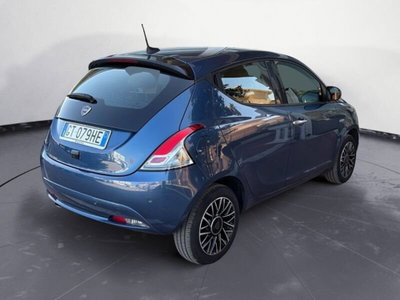 Lancia Ypsilon 1.0 FireFly 5 porte S&S Hybrid Ecochic A. Ferretti (6)