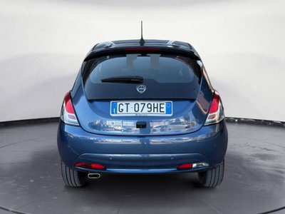Lancia Ypsilon 1.0 FireFly 5 porte S&S Hybrid Ecochic A. Ferretti (7)
