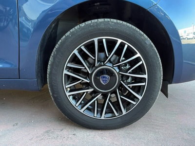 Lancia Ypsilon 1.0 FireFly 5 porte S&S Hybrid Ecochic A. Ferretti (10)