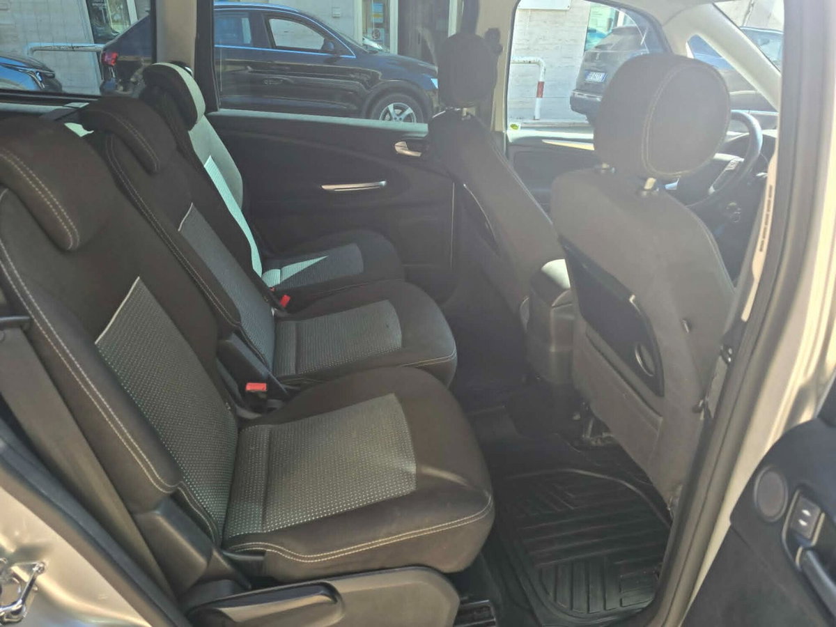 Ford Galaxy 2.0 TDCi 163 CV Powershift New Titanium (8)