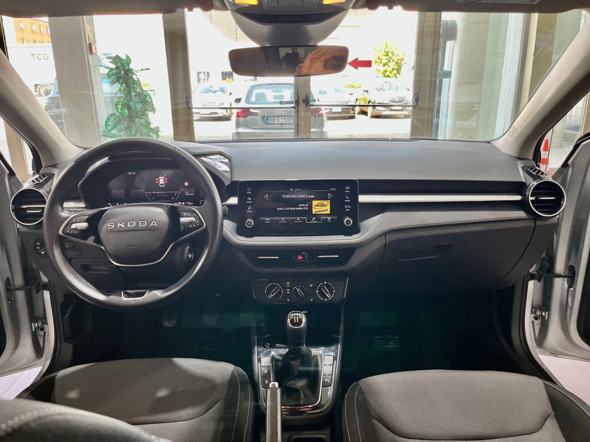 Skoda Fabia 1.0 MPI EVO 80 CV Monte Carlo (8)