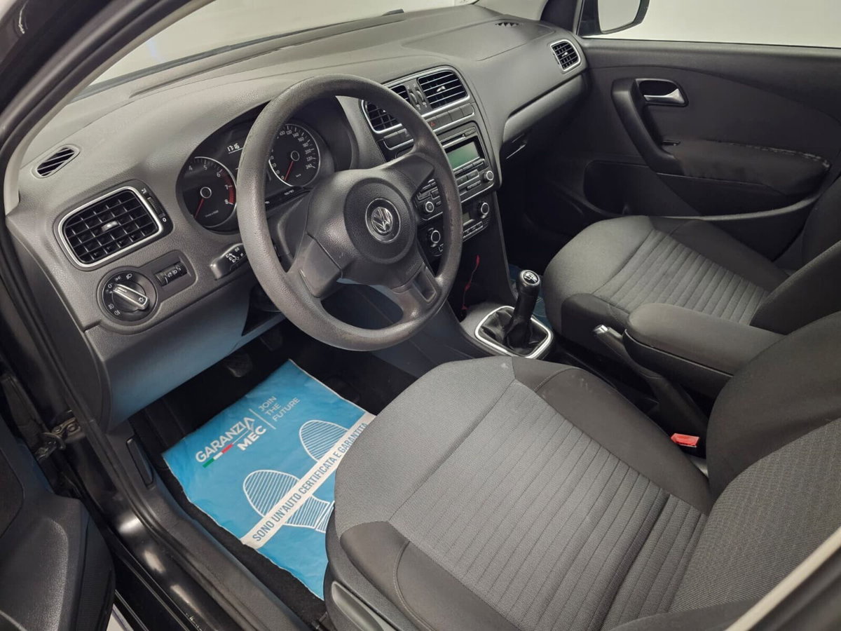 Volkswagen Polo 1.4 5 porte Comfortline BiFuel (12)
