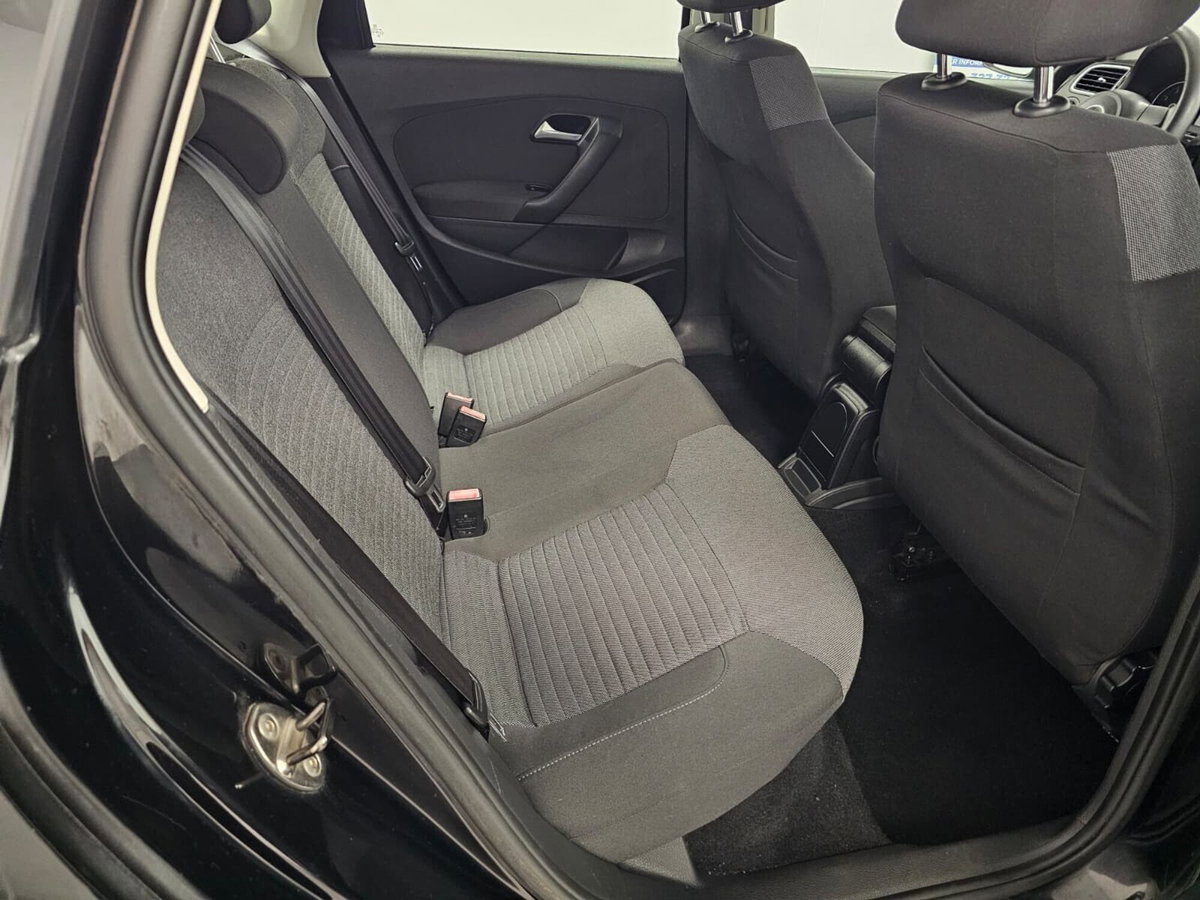 Volkswagen Polo 1.4 5 porte Comfortline BiFuel (14)