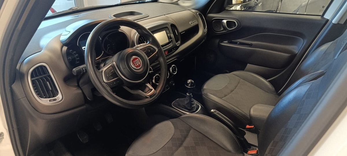 Fiat 500L 1.6 Multijet 120 CV Lounge (11)