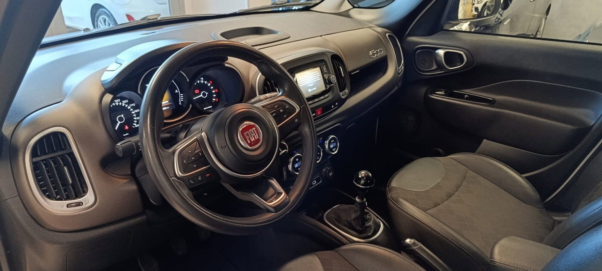 Fiat 500L 1.6 Multijet 120 CV Lounge (12)