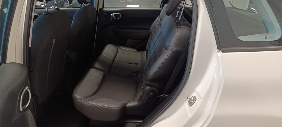 Fiat 500L 1.6 Multijet 120 CV Lounge (16)