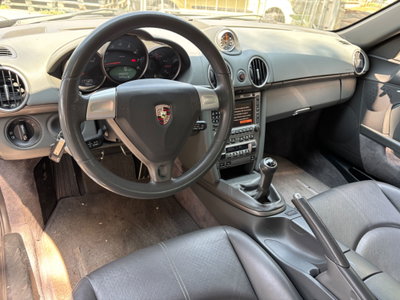 Porsche Cayman 2.7 (12)