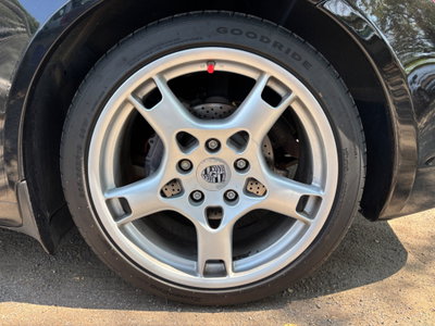 Porsche Cayman 2.7 (8)