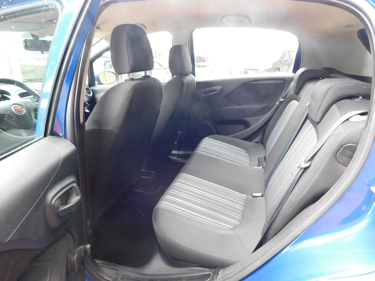 Fiat Punto Evo 1.2 5 porte S&S 150° (10)
