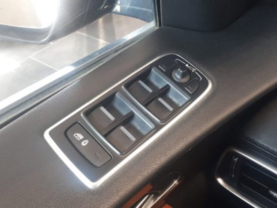 Jaguar F-Pace 2.0 D 180 CV AWD aut. Portfolio (15)