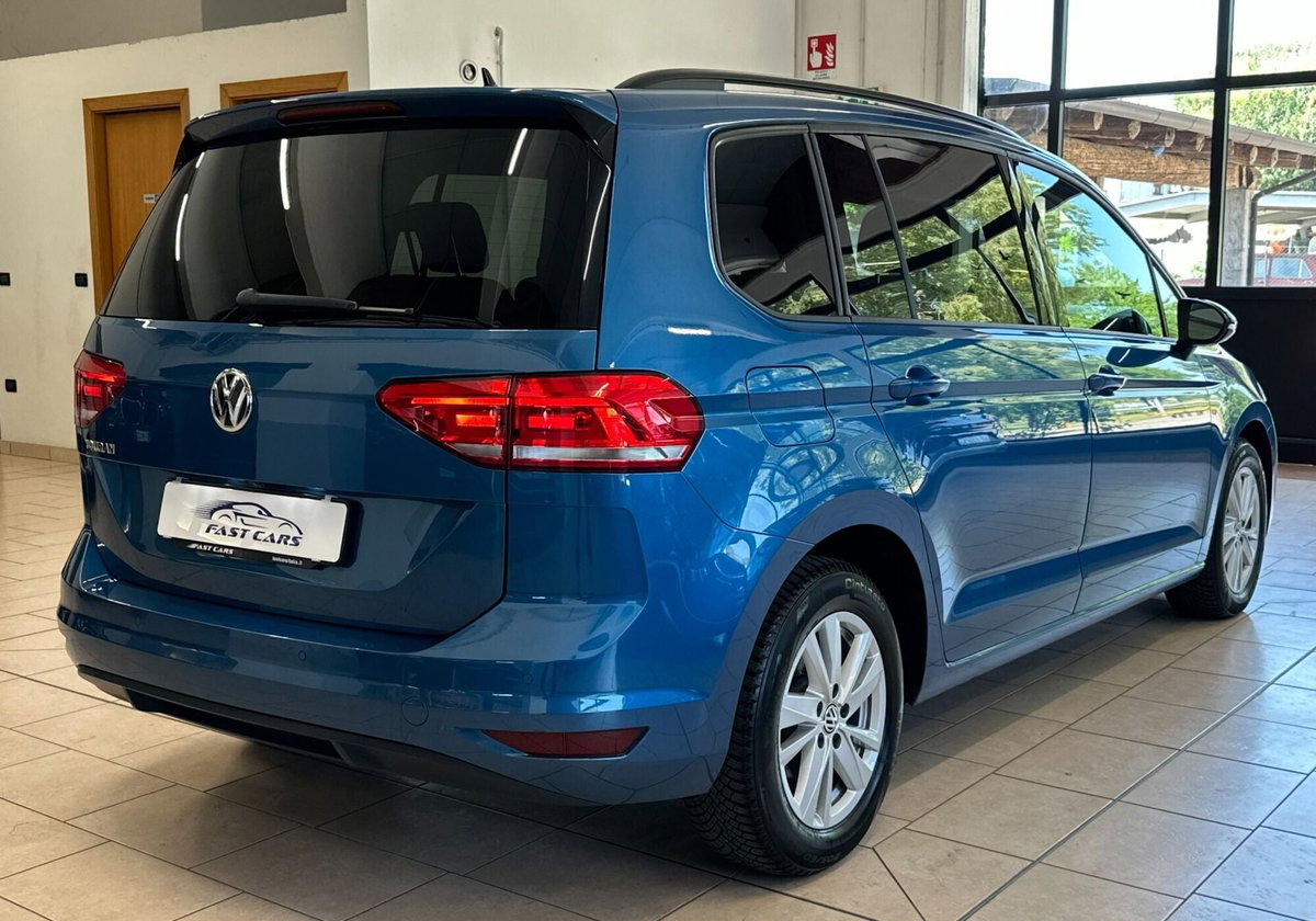 Volkswagen Touran 1.6 TDI 115 CV SCR DSG Comfortline BlueMotion Tech. (5)